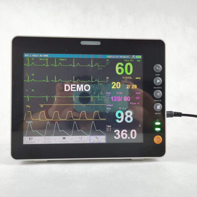 Moniteur de premiers soins durable de 8 pouces ETCO2 DIBP Moniteur de signes vitaux
