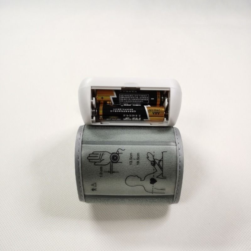 Moniteur de point d'ébullition de poignet Instruments de mesure de la pression artérielle Sphygmomanomètre Moniteur de pression artérielle